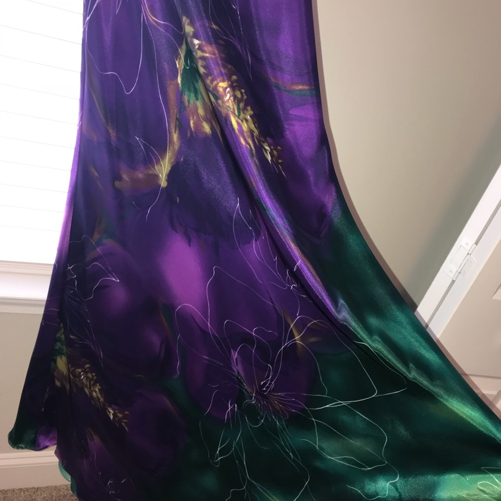 Evening Gown - Picture 5 of 11